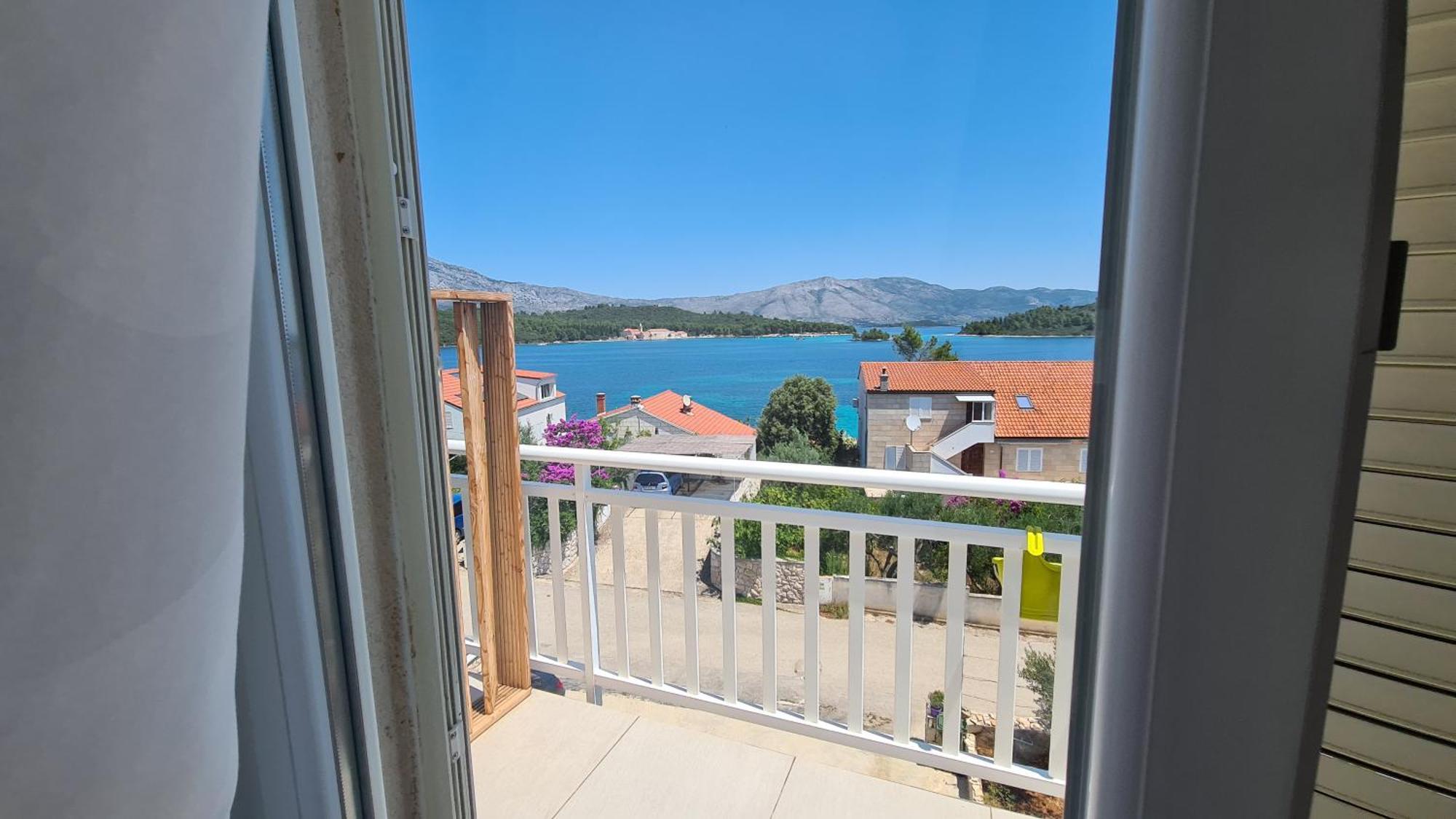 Seaview And Relax Daire Lumbarda Oda fotoğraf